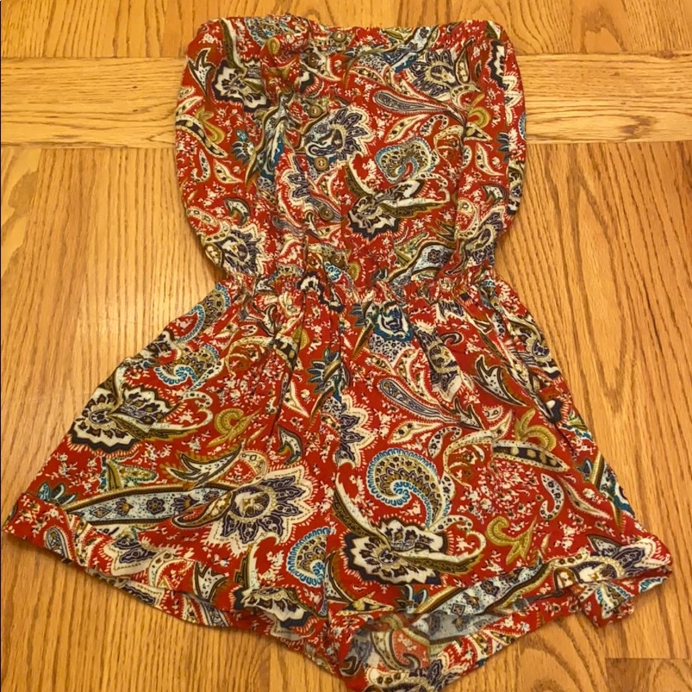 Floral strapless romper
